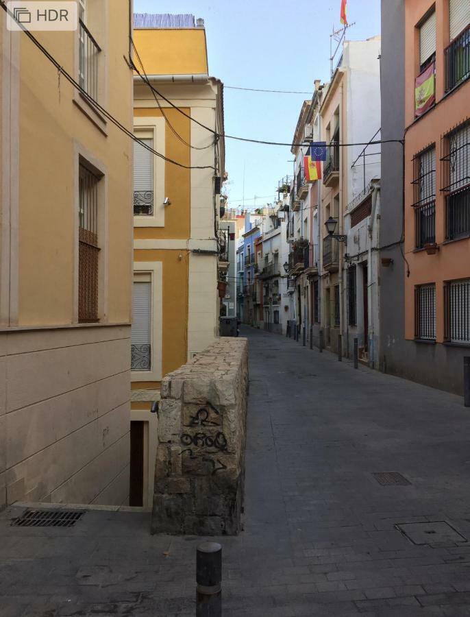 Piso Acogedor En Casco Antiguo Proximo A La Playa Apartment Alicante Exterior photo